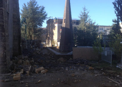 Differdange, Eglise-Toiture déposée - Destruction 12:2013